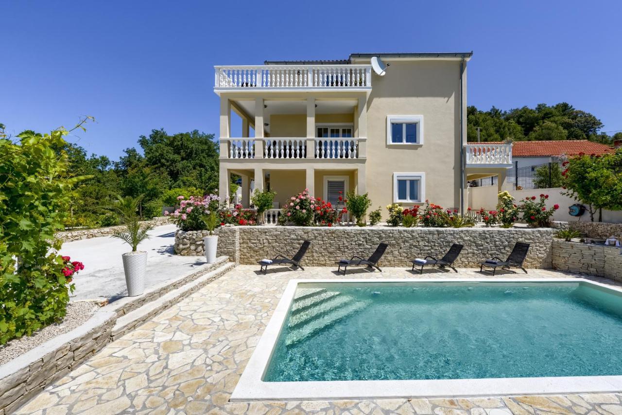 Ražanac Haus Lilli Mit Pool 아파트 외부 사진