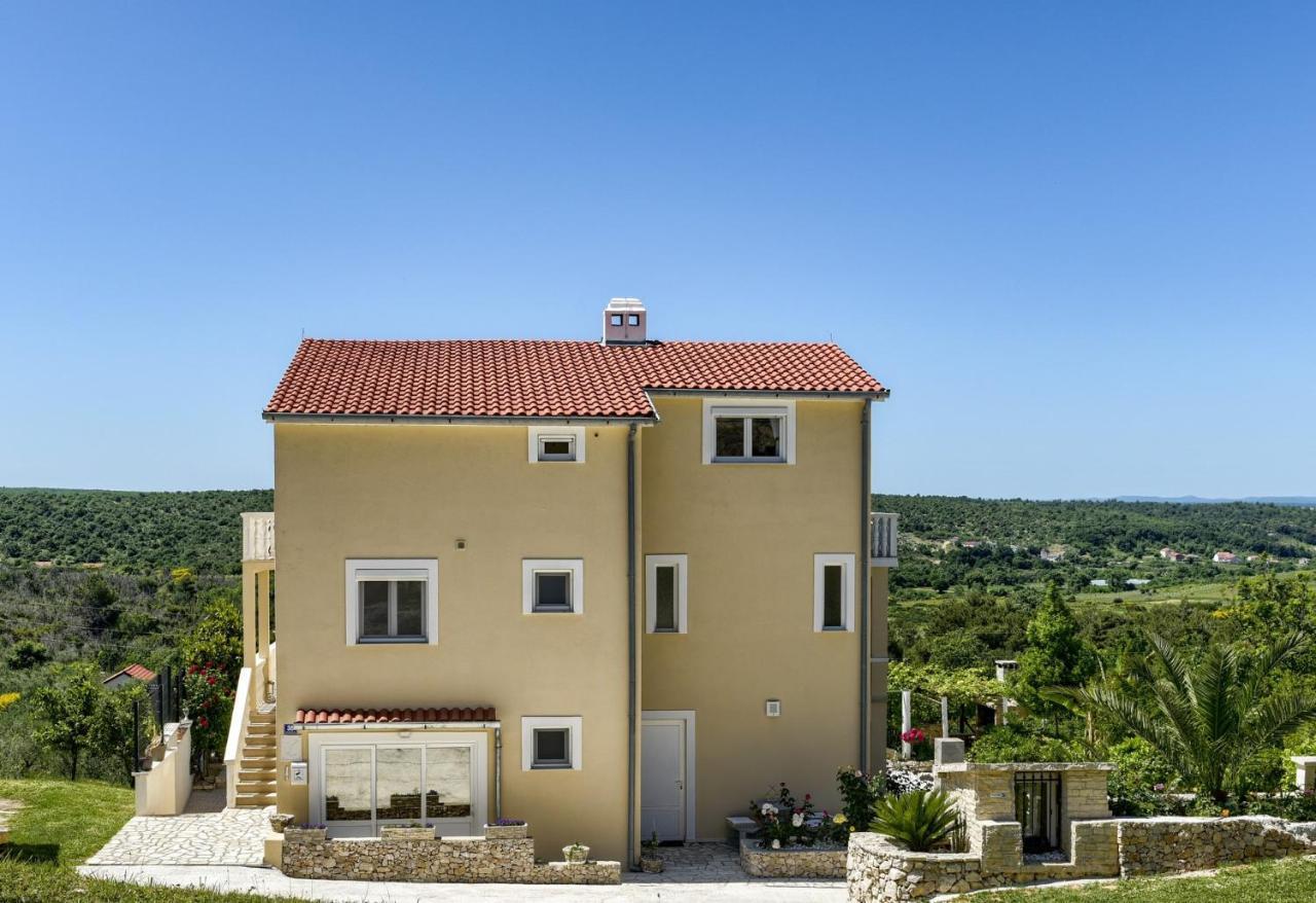 Ražanac Haus Lilli Mit Pool 아파트 외부 사진